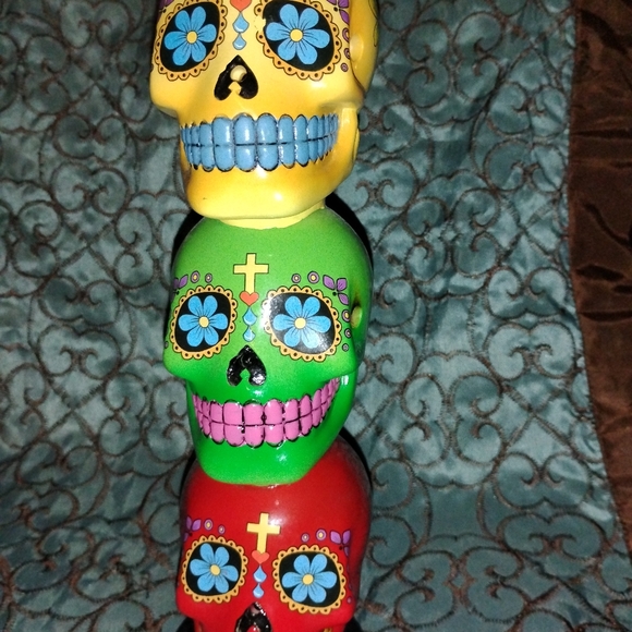 Day of the dead sugar skulls - Picture 3 of 7